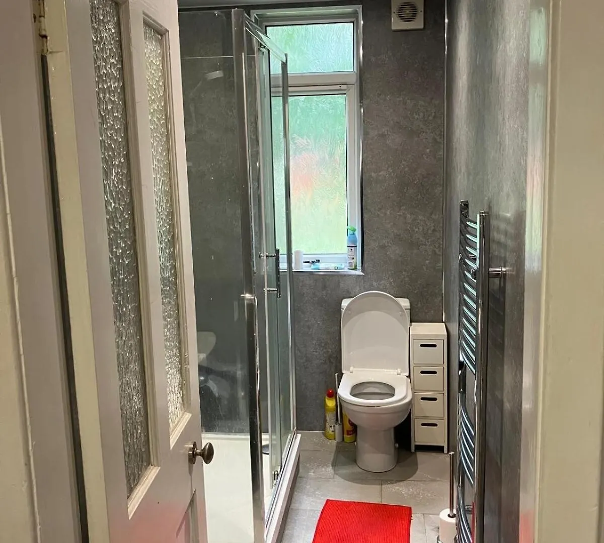 2 Bed Flat Near Murrayfield エディンバラ