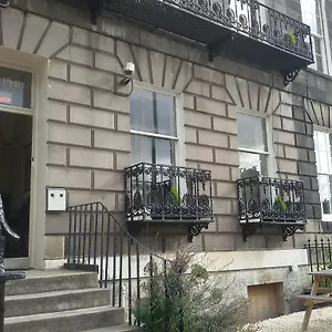 2* Pensjonat Adelphi